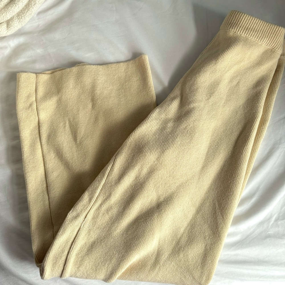 Beige knit pants
